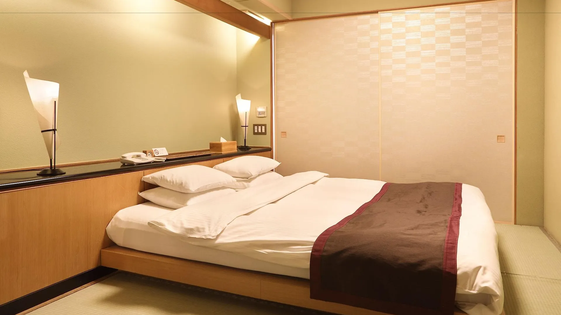 Japanskt värdshus (ryokan) Miyabiyado Takemine
